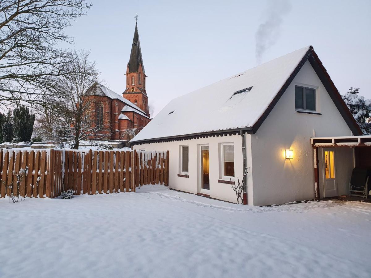 Ferienhaus An Der Nordsee - Familienfreundlich, Gut Ausgestattet & Viel Platz Butjadingen Exterior foto